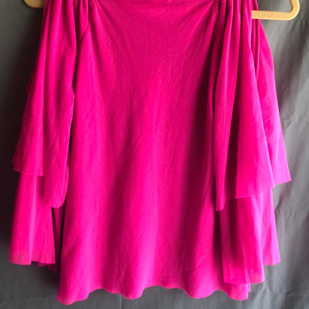 Pink top - Picture 2 of 2